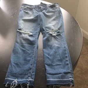 Joes Jeans Cropped Distressed